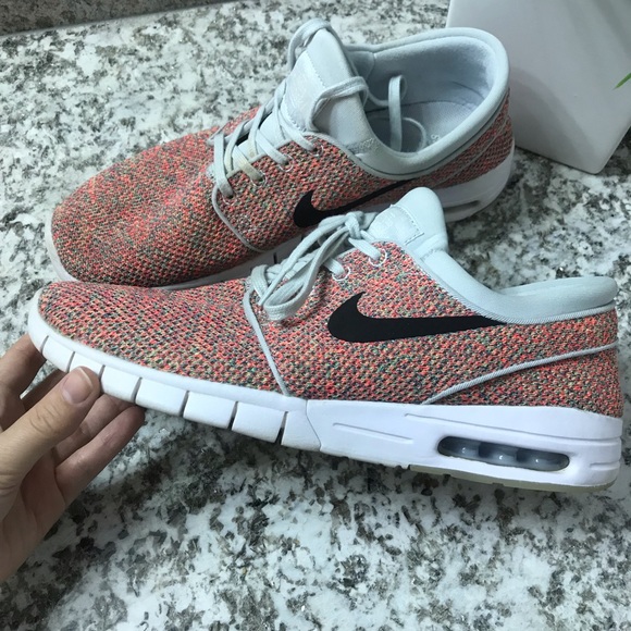 stefan janoski max black multicolor